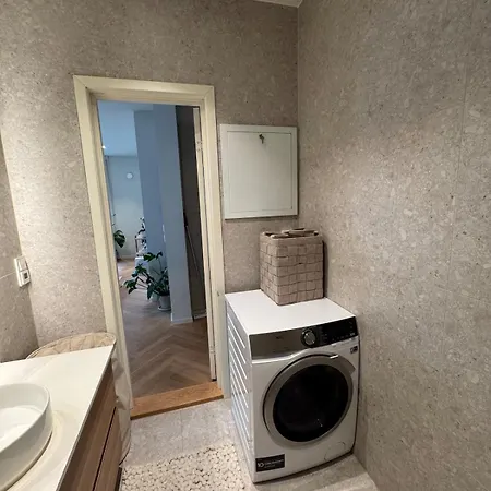 Apartment Stroken Og Aerverdig Bygardsleilighet Ved Domkirke *