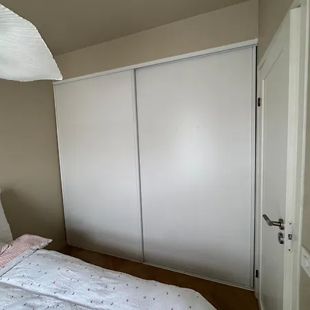 Stroken Og Aerverdig Bygardsleilighet Ved Domkirke *